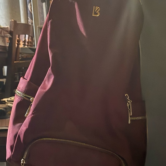 Buff bunny  sports bag with laptop carrier - Picture 10 of 15